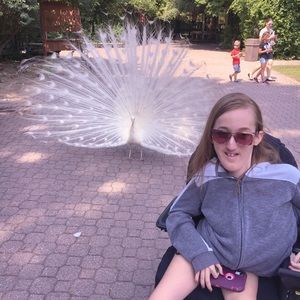 Meet your Posher, Elyse